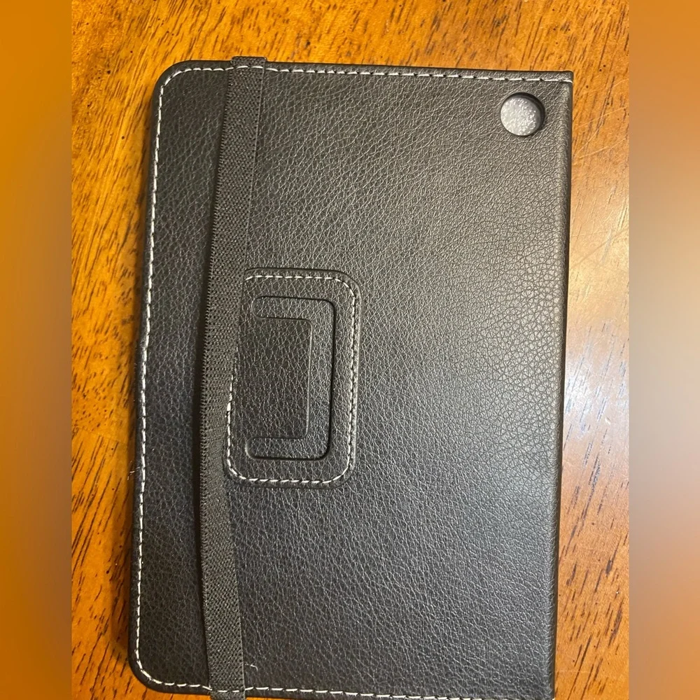 MoKo CXZJ case. Fits Amazon Fire 7 2022. New in package